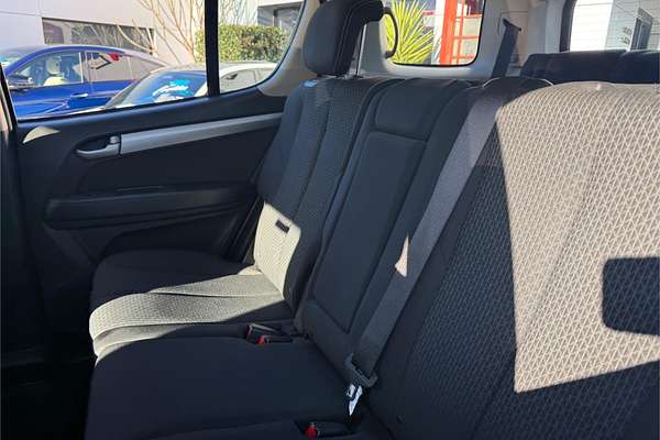 2014 Isuzu MU-X LS-M