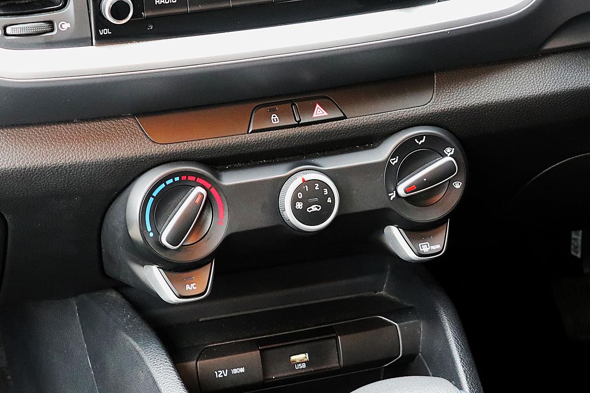 2023 Kia Stonic S YB