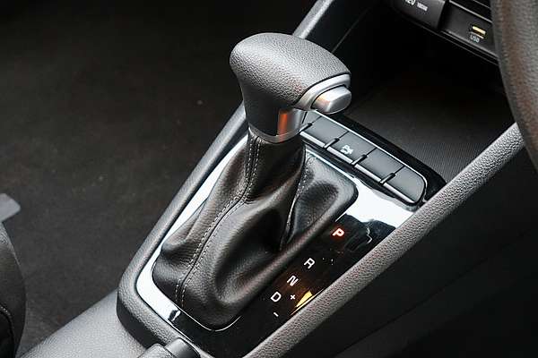 2023 Kia Stonic S YB