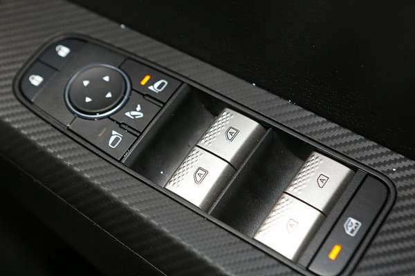 2024 Mitsubishi Outlander LS ZM