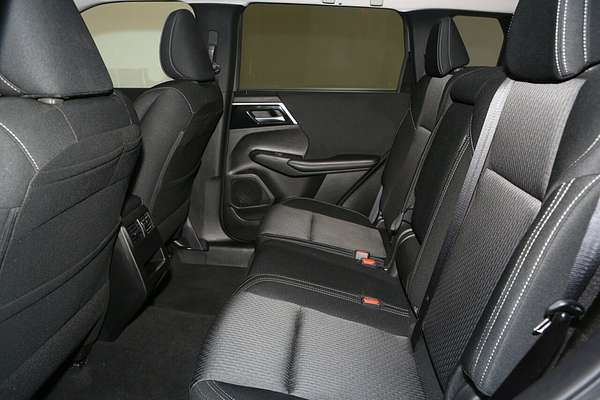 2024 Mitsubishi Outlander LS ZM