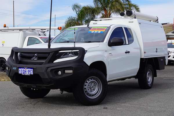 2021 Mitsubishi Triton GLX ADAS MR 4X4