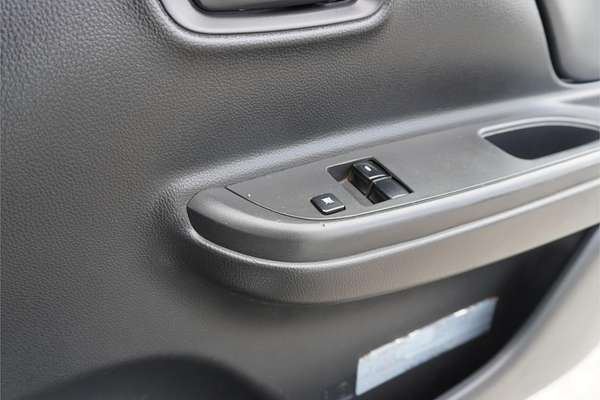 2021 Mitsubishi Triton GLX ADAS MR 4X4