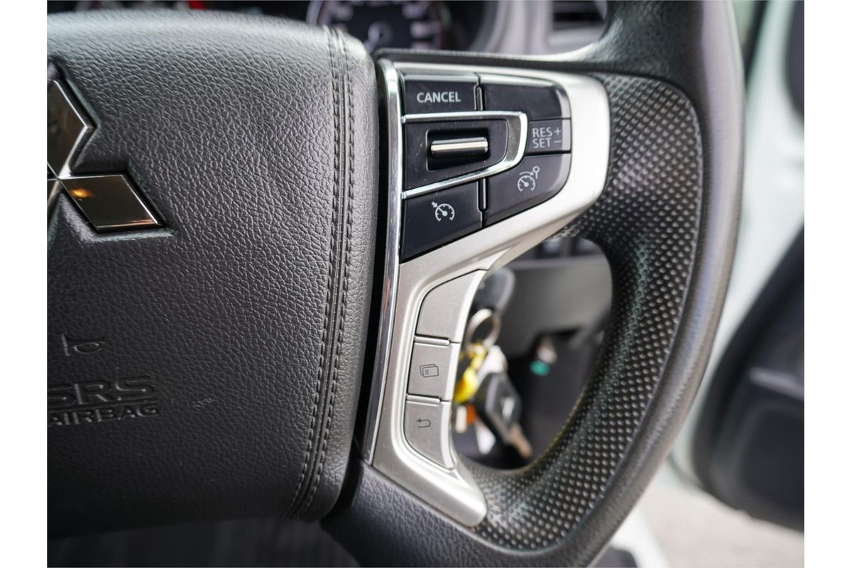 2021 Mitsubishi Triton GLX ADAS MR 4X4