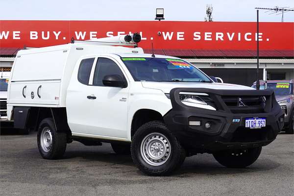 2021 Mitsubishi Triton GLX ADAS MR 4X4