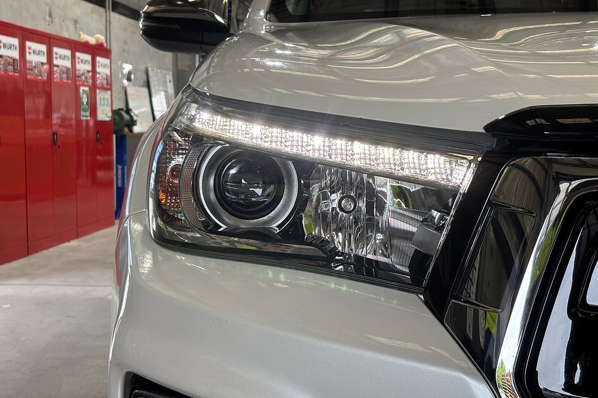 2019 Toyota Hilux SR5 GUN126R 4X4
