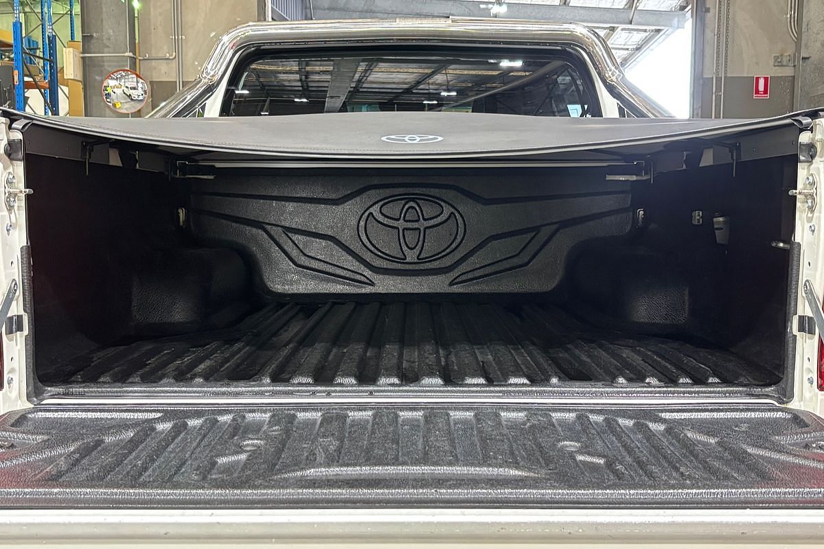 2019 Toyota Hilux SR5 GUN126R 4X4