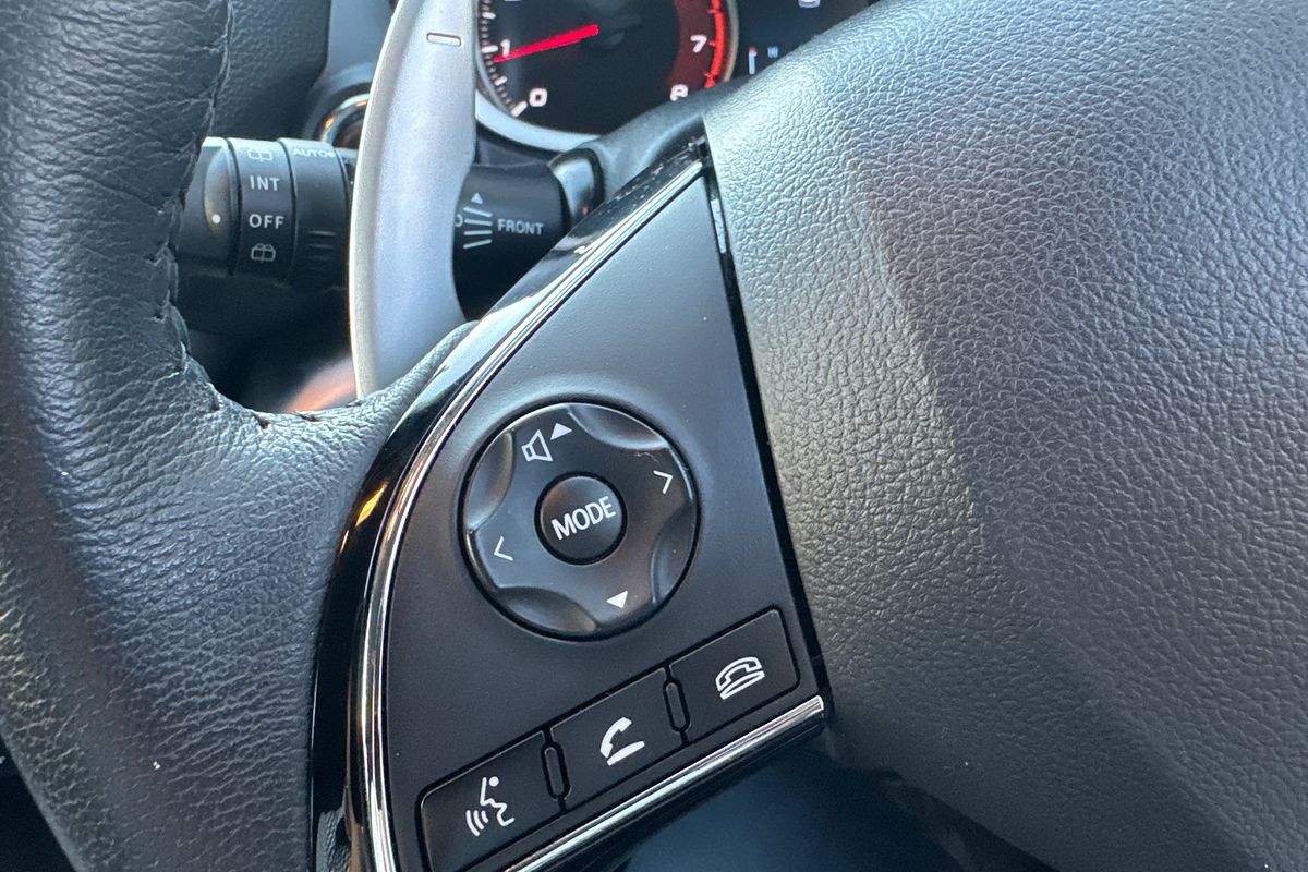 2022 Mitsubishi Eclipse Cross LS YB