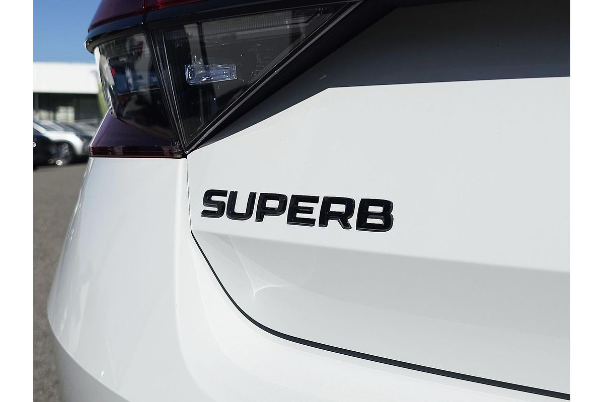 2024 SKODA Superb 206TSI SportLine NP