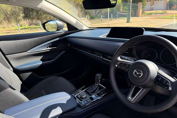 2025 Mazda CX-30 G20 Evolve DM Series