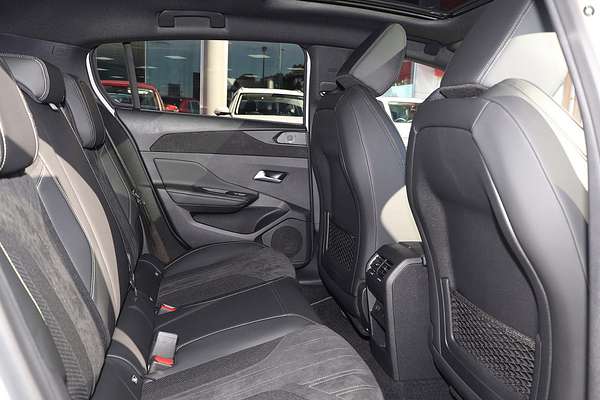 2025 Peugeot 308 GT Hybrid P51