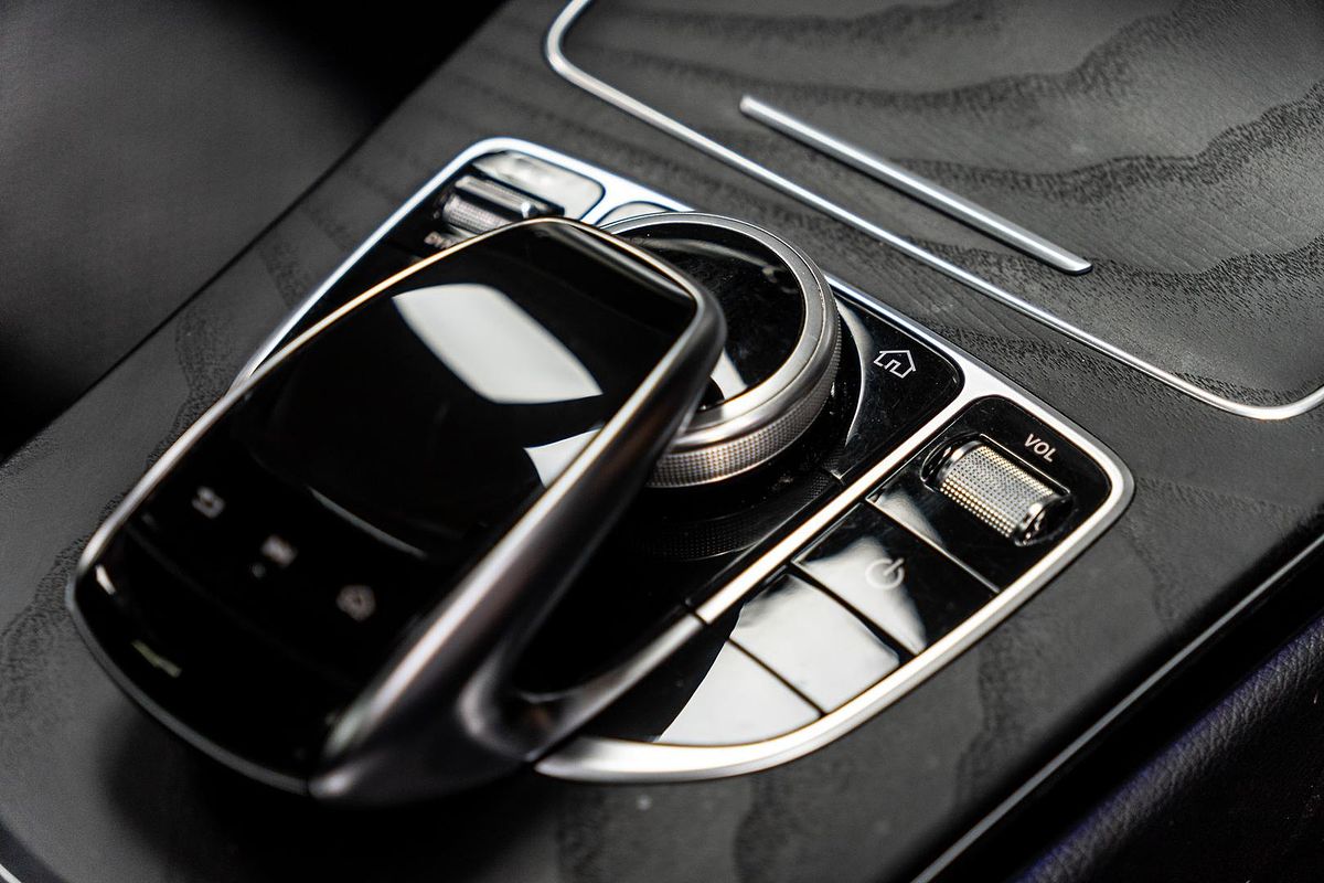 2019 Mercedes-Benz C-Class C200 W205