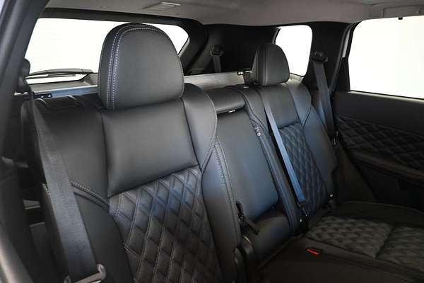2025 Mitsubishi Outlander PHEV Exceed ZM