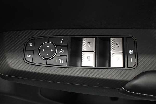 2025 Mitsubishi Outlander PHEV Exceed ZM