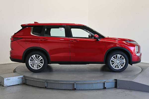 2024 Mitsubishi Outlander ES ZM