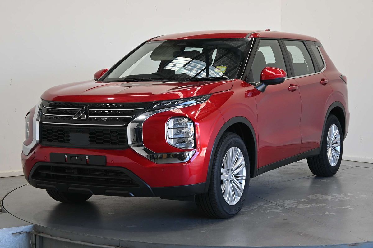 2024 Mitsubishi Outlander ES ZM