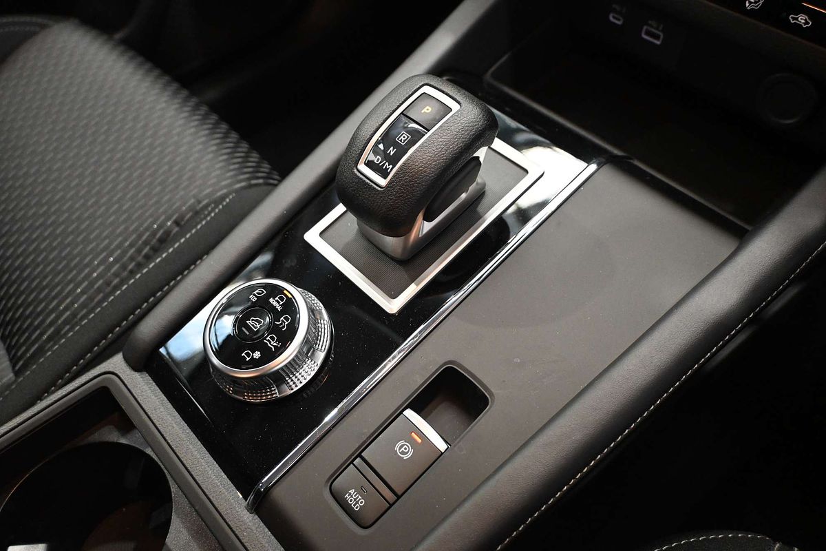 2024 Mitsubishi Outlander ES ZM