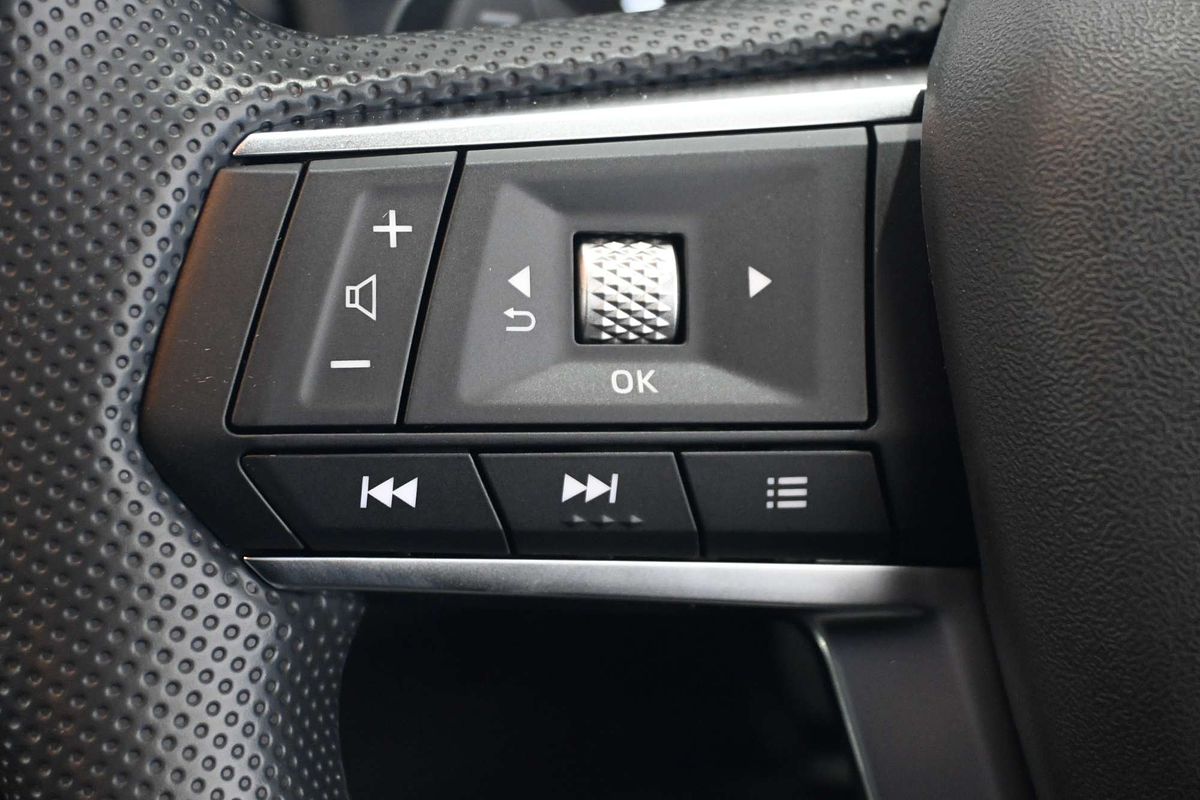 2024 Mitsubishi Outlander ES ZM