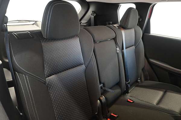 2024 Mitsubishi Outlander ES ZM
