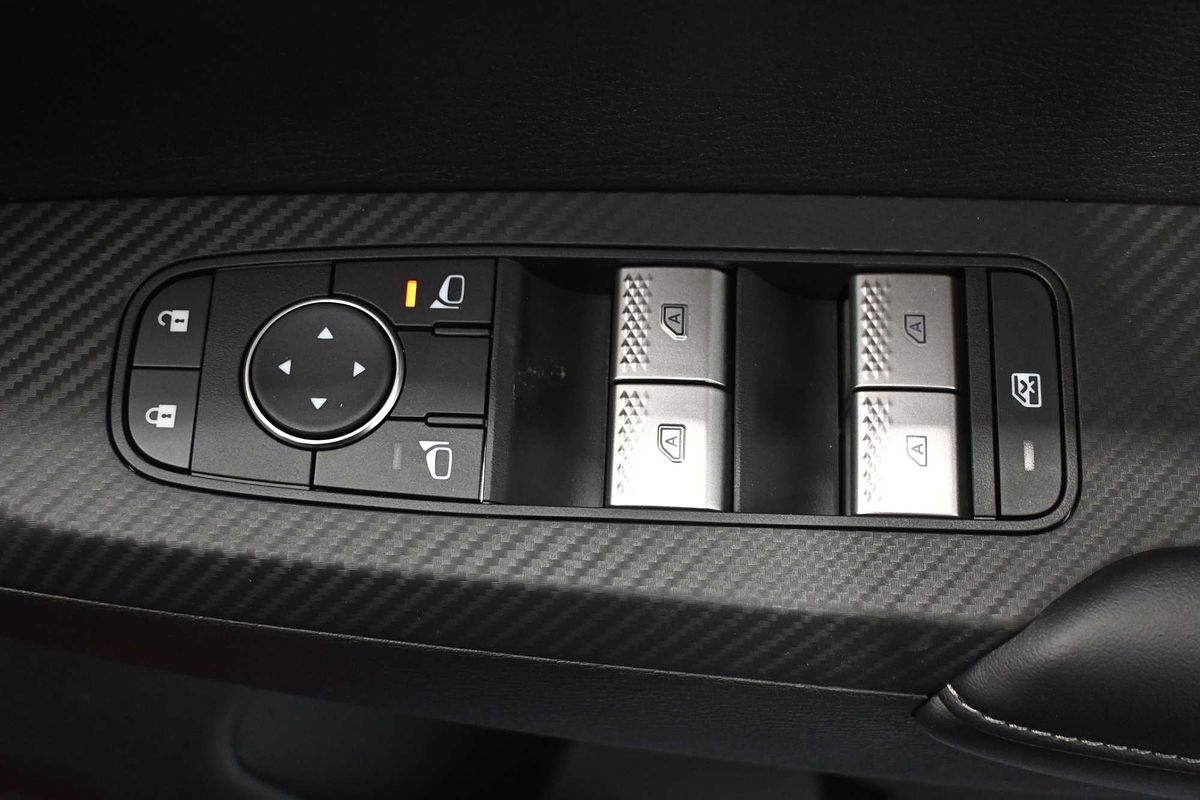 2024 Mitsubishi Outlander ES ZM