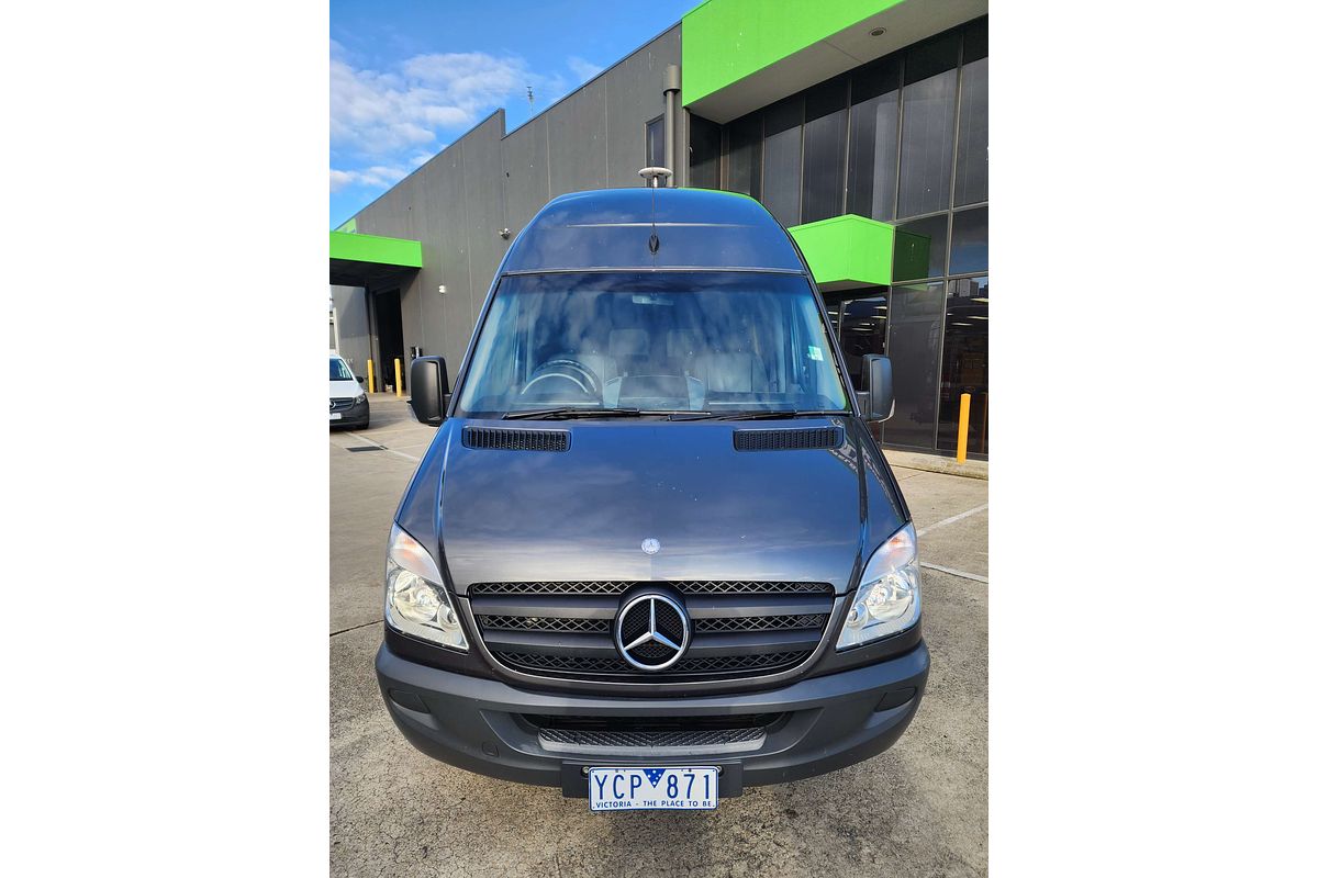 2010 Mercedes-Benz Sprinter 319CDI NCV3 LWB