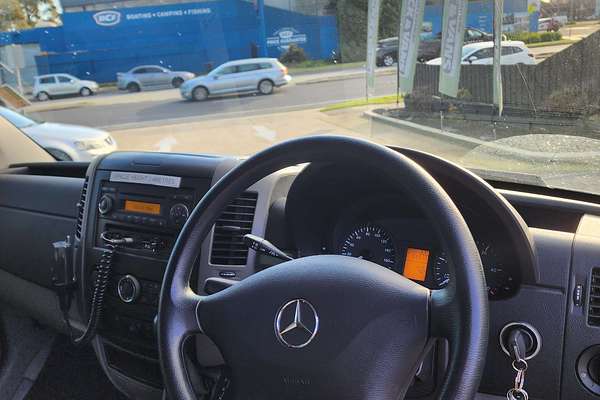 2010 Mercedes-Benz Sprinter 319CDI NCV3 LWB