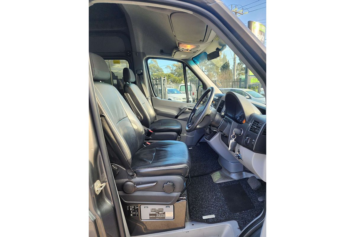 2010 Mercedes-Benz Sprinter 319CDI NCV3 LWB