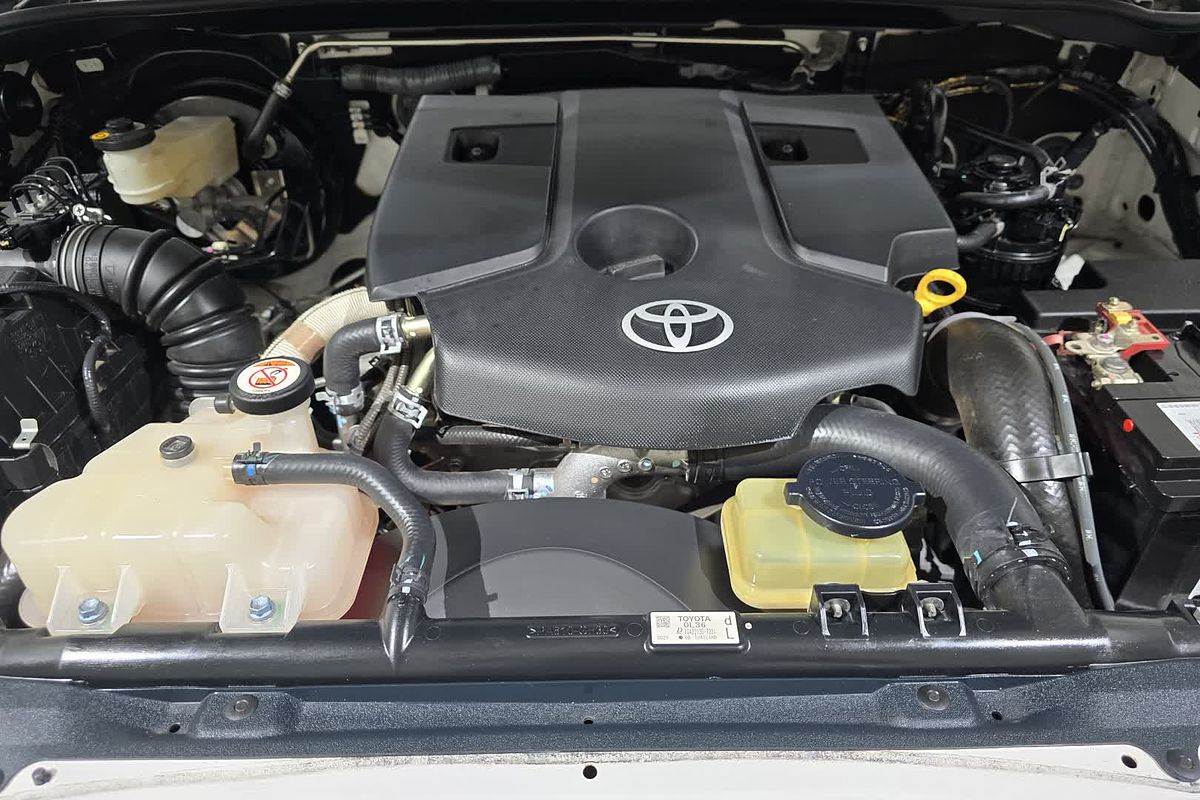 2018 Toyota Hilux Hilux 4x4 Rogue 2.8L T Diesel Automatic Double Cab GUN126R 4X4