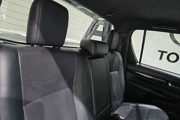2018 Toyota Hilux Hilux 4x4 Rogue 2.8L T Diesel Automatic Double Cab GUN126R 4X4