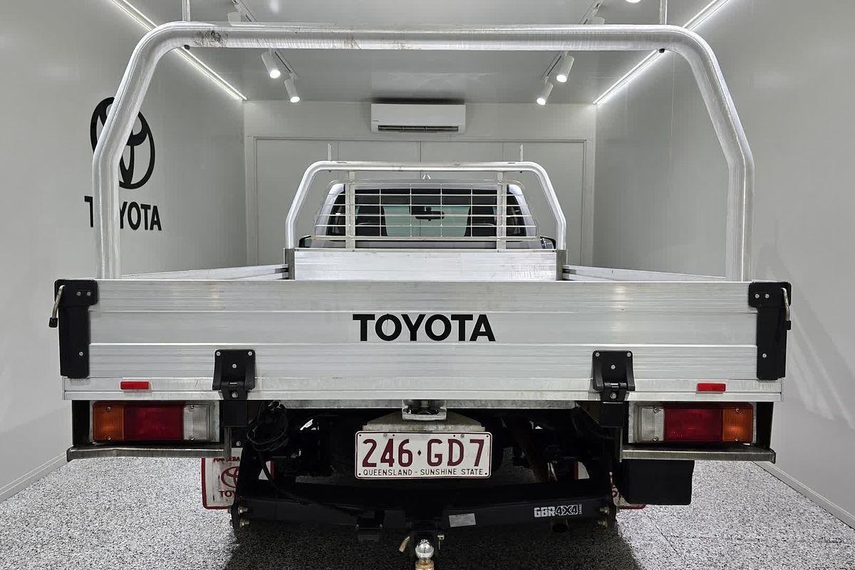 2022 Toyota Hilux Hilux 4x2 Workmate 2.7L Petrol Manual Single Cab C/C TGN121R Rear Wheel Drive