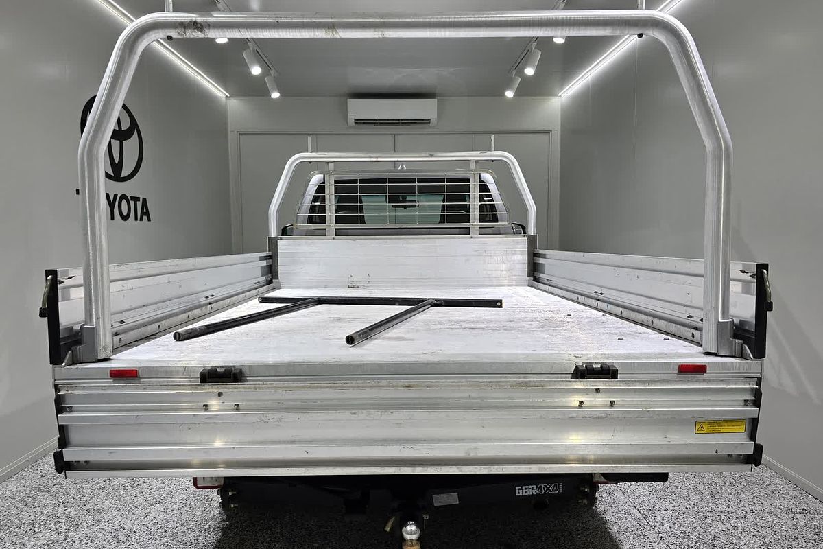 2022 Toyota Hilux Hilux 4x2 Workmate 2.7L Petrol Manual Single Cab C/C TGN121R Rear Wheel Drive