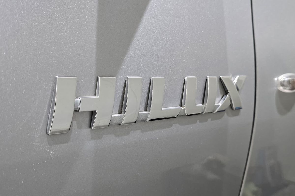 2022 Toyota Hilux Hilux 4x2 Workmate 2.7L Petrol Manual Single Cab C/C TGN121R Rear Wheel Drive