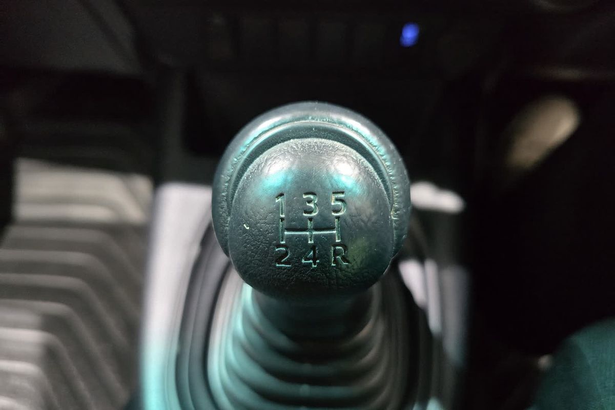 2022 Toyota Hilux Hilux 4x2 Workmate 2.7L Petrol Manual Single Cab C/C TGN121R Rear Wheel Drive