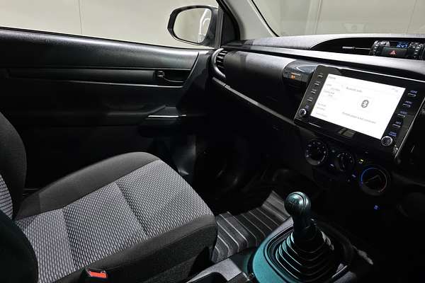 2022 Toyota Hilux Hilux 4x2 Workmate 2.7L Petrol Manual Single Cab C/C TGN121R Rear Wheel Drive