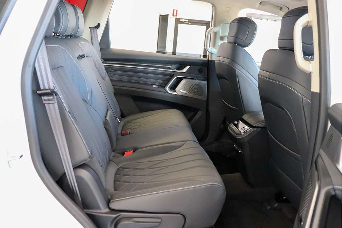 2025 LDV D90 Executive SV9A