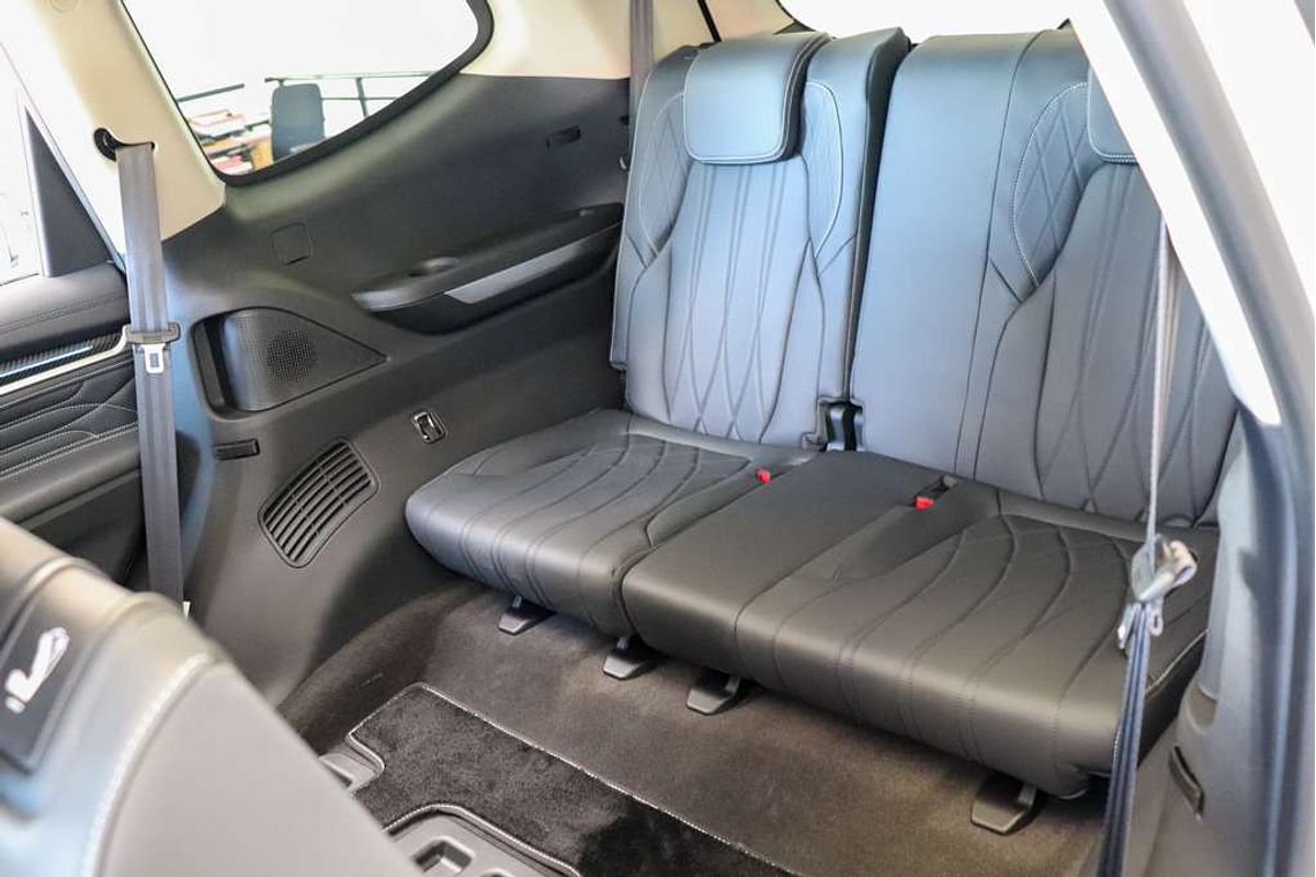 2025 LDV D90 Executive SV9A