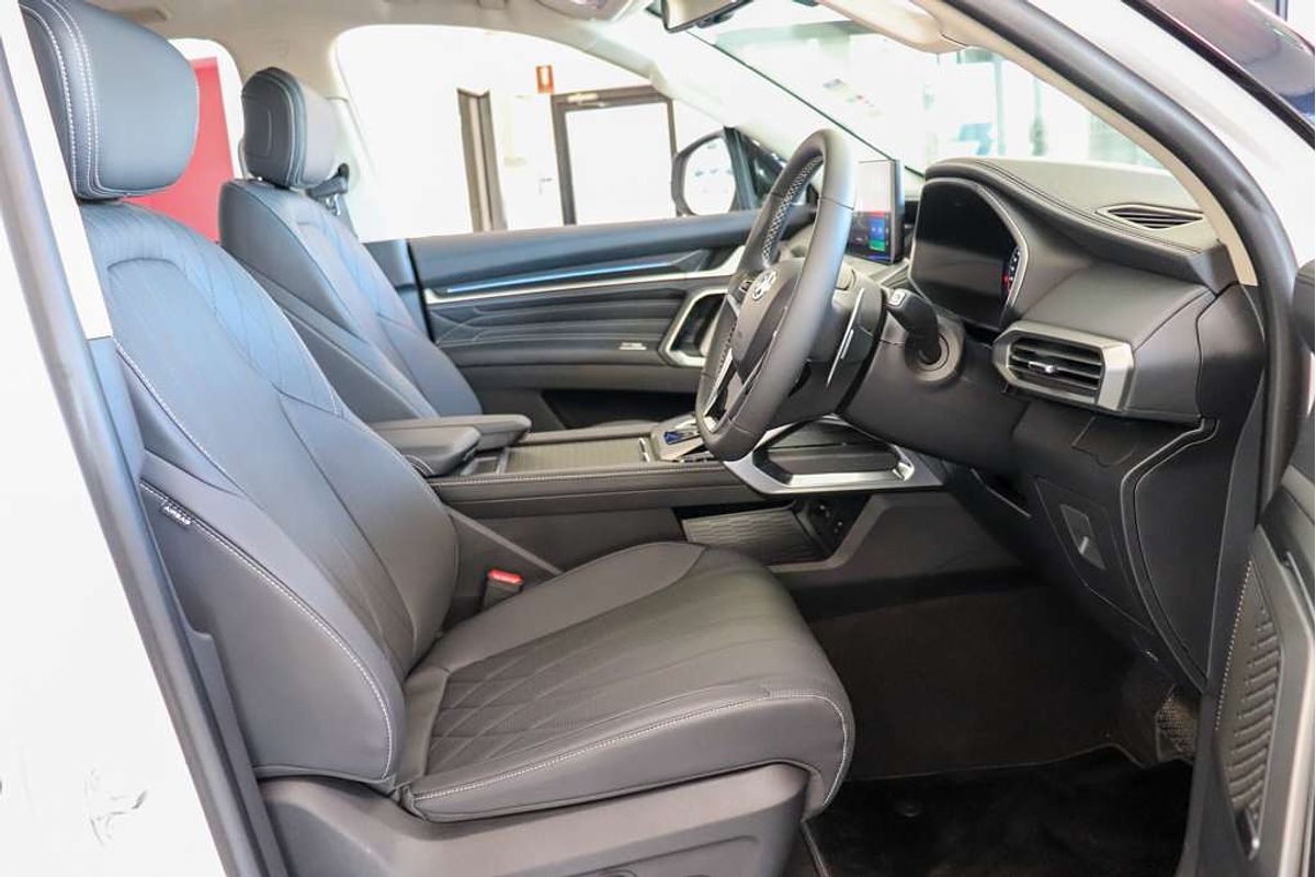 2025 LDV D90 Executive SV9A
