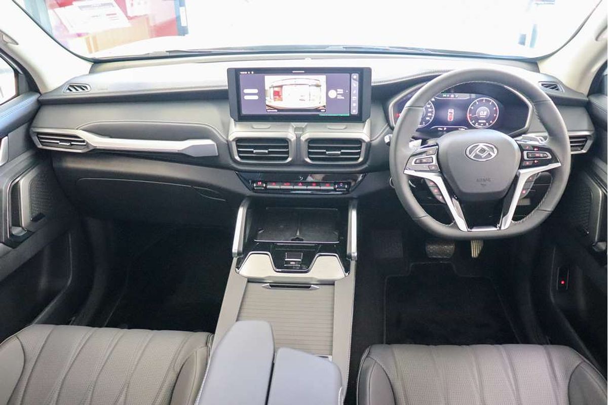 2025 LDV D90 Executive SV9A