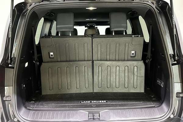 2022 Toyota Landcruiser VX FJA300R
