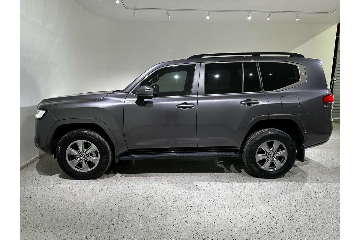 2022 Toyota Landcruiser VX FJA300R