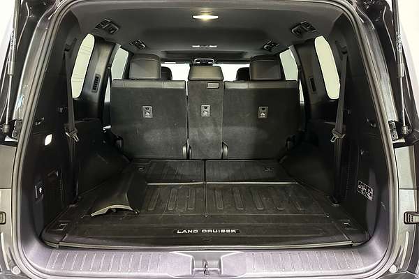 2022 Toyota Landcruiser VX FJA300R