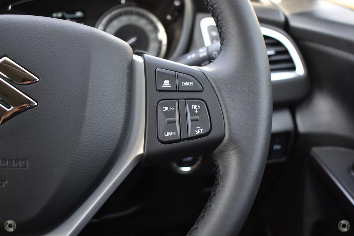 2023 Suzuki S-Cross Plus JYB