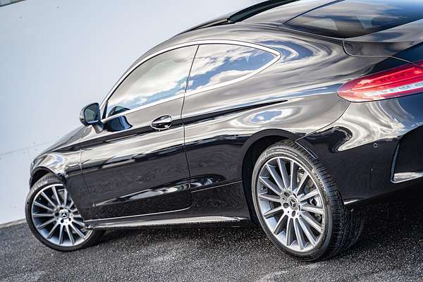 2018 Mercedes-Benz C-Class C300 C205