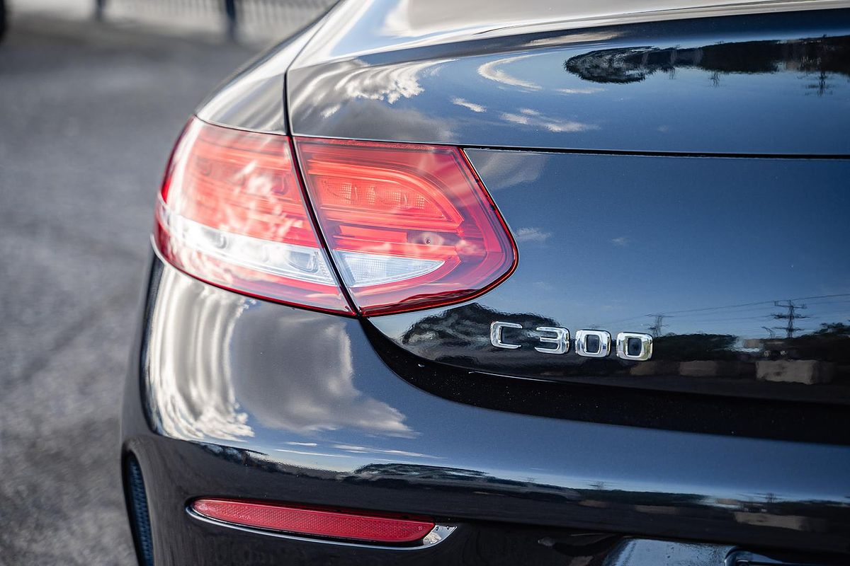 2018 Mercedes-Benz C-Class C300 C205