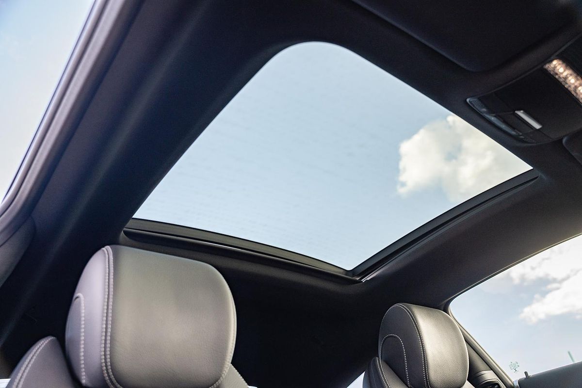2018 Mercedes-Benz C-Class C300 C205