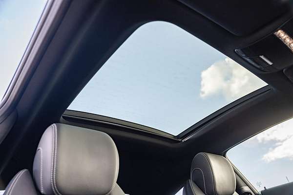 2018 Mercedes-Benz C-Class C300 C205