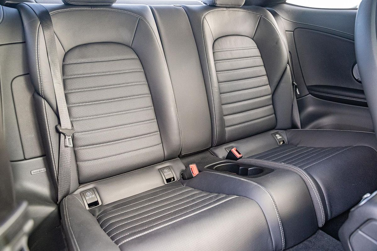 2018 Mercedes-Benz C-Class C300 C205