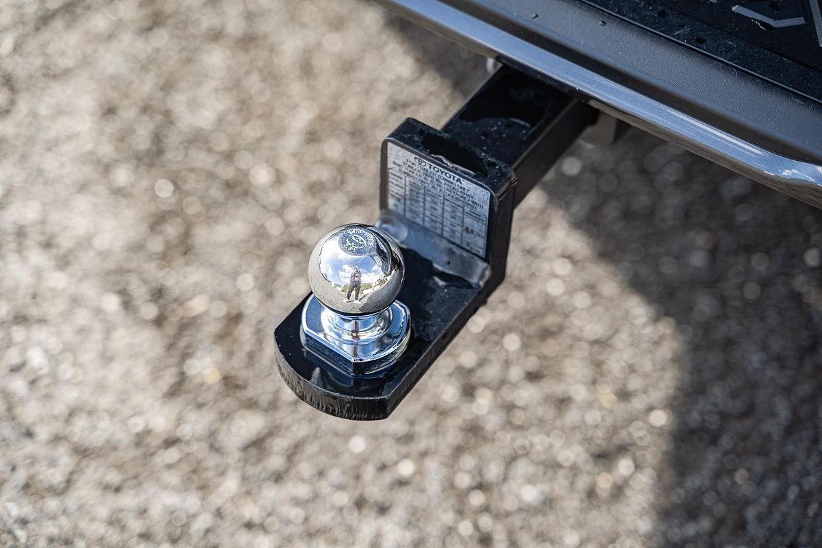 2019 Toyota Hilux Rogue GUN126R 4X4