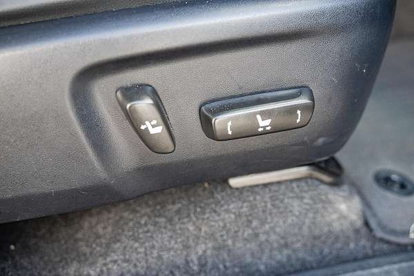 2019 Toyota Hilux Rogue GUN126R 4X4