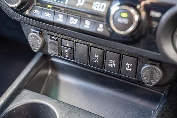 2019 Toyota Hilux Rogue GUN126R 4X4